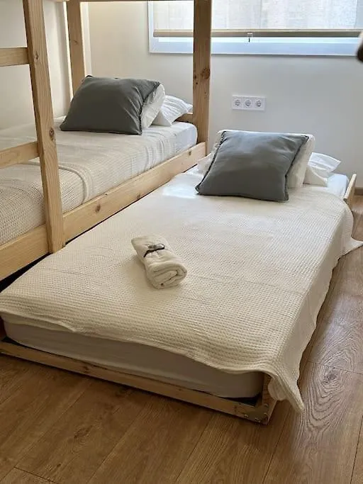Comfortable Apartment In Center With Private Parking Garage Málaga