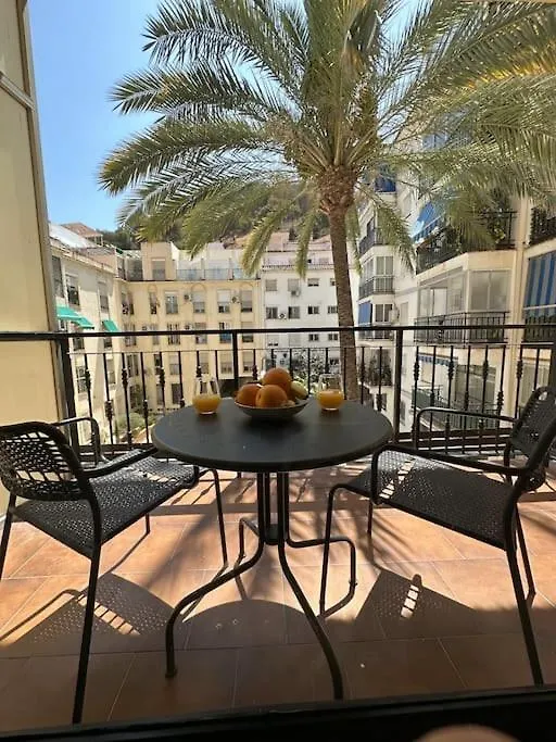 Comfortable Apartment In Center With Private Parking Garage Malaga 0*,