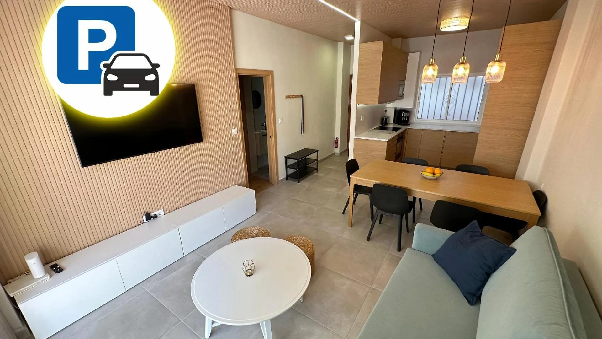 Comfortable Apartment In Center With Private Parking Garage Malaga
